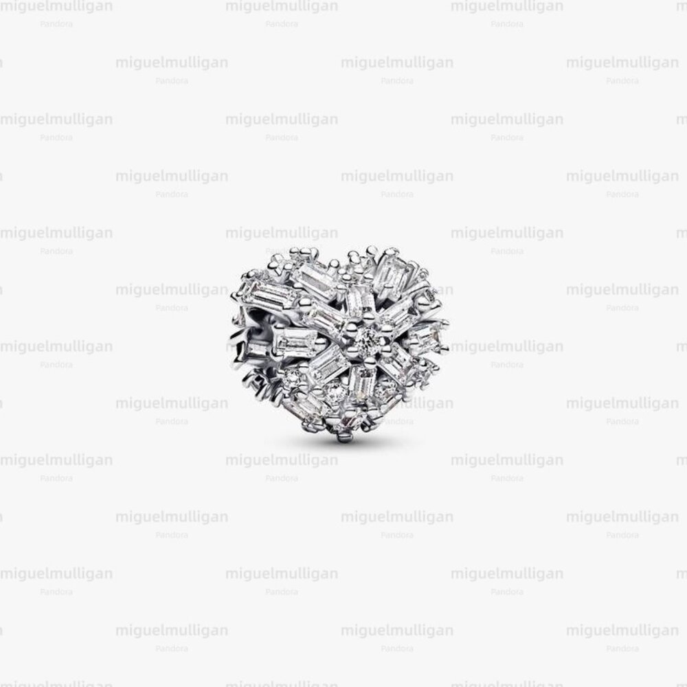 Pandora Sparkling Heart Charm